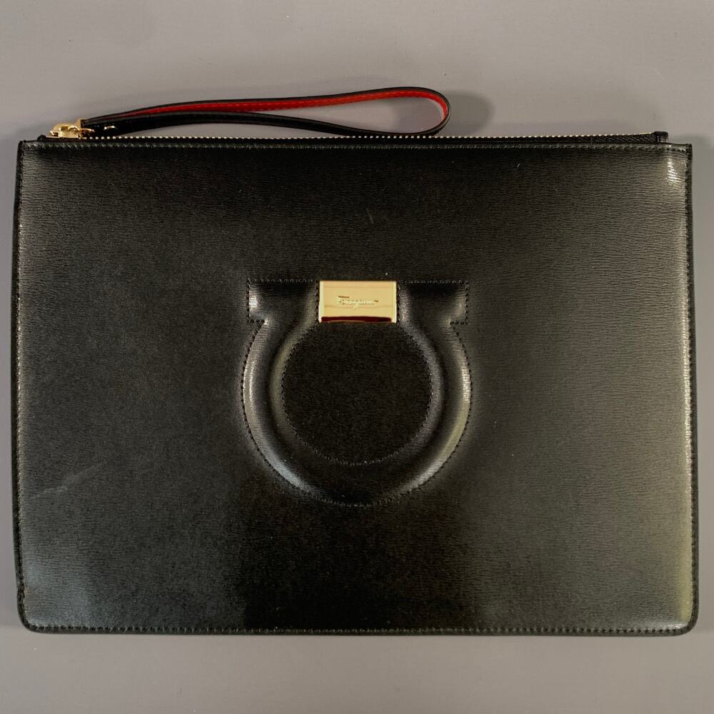 FERRAGAMO SS2019 Black Red DP-22D299 Leather Wristlet Bag